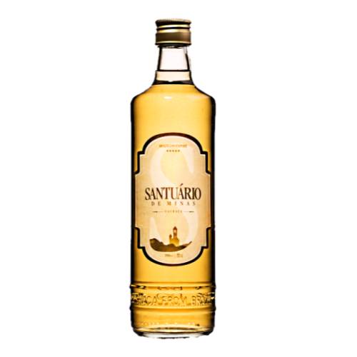 Engenho Buriti Gold Cachaca is yellow in colour copper stills and then stored in oak barrels for 24 months.