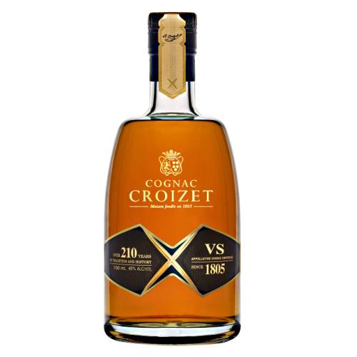 Croizet VS Cognac is a natural fruitiness and soft aromas are balanced by subtle notes of oak vanilla and figs due to its extended oak ageing in oak barrels.