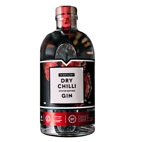 7K Distillery chili gin with carolina reaper chilli also juniper giving it that classic dryness and helping bring out a strawberry like flavour and chilli spice.