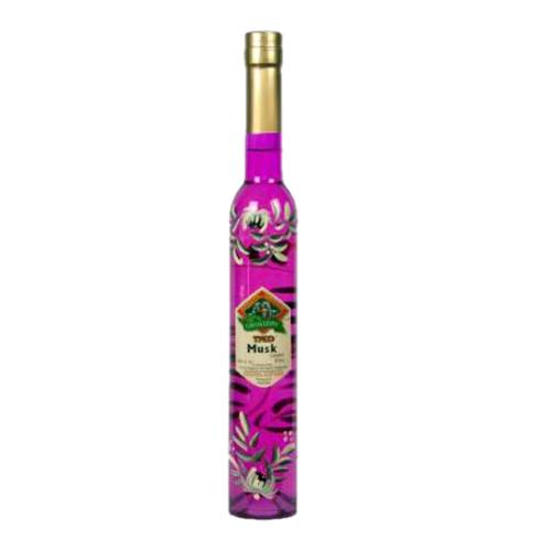 Musk Liqueur liqueur flavoured with musk and with a light pink color.
