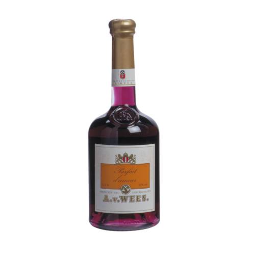 Parfait Amour A V Wees parfait amour a v wees purple liqueur flavoured with flower petals and vanilla also knowen as perfect love.