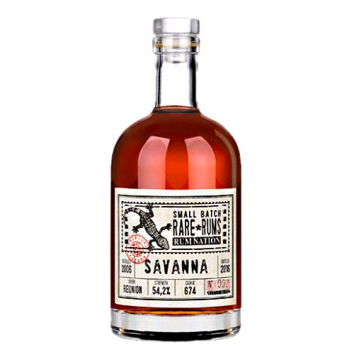 Savanna rum is an intense rum made from molasses in the traditional style distilled and fully tropically aged at Savanna distillery on Reunion Island.